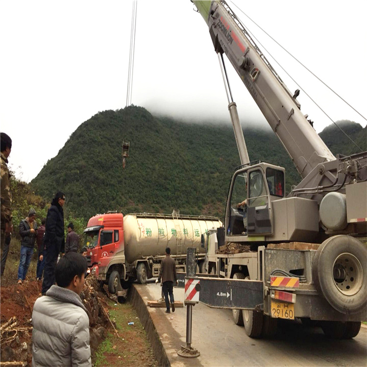 商水吊车道路救援24小时